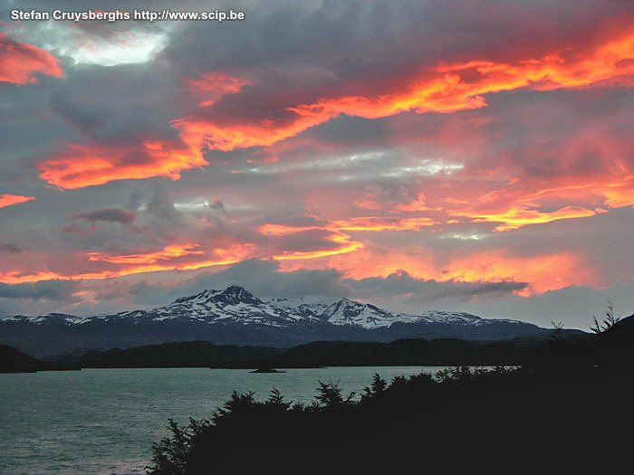 Torres del Paine - Lago Nordenskjold - Zonsondergang  Stefan Cruysberghs